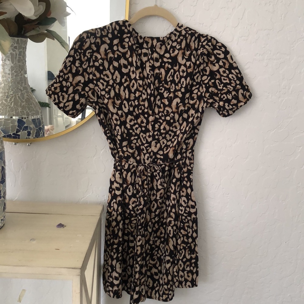 Dress - Picture 3 of 4